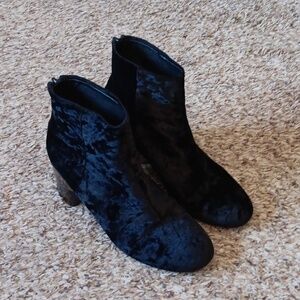 Rag & Bone Black Velvety Ankle Boots asize 38/8